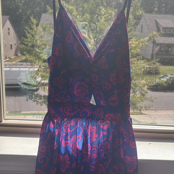 CUPSHE Women's Maxi Dress Sleeveless Cutout Long Dress Summer Formal Dress - Picture 3 of 6